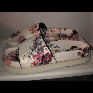 🌸Japanese Cherry Blossom Sandals 🌸